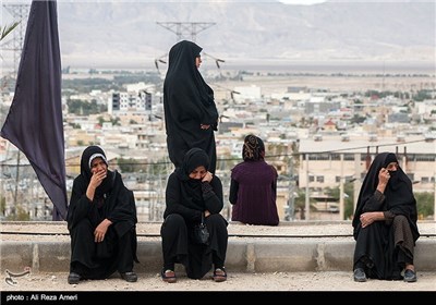 بدرقه زائران اربعین حسینی در شهرستان لامرد - فارس