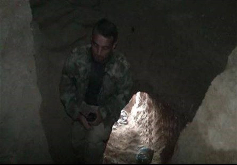 کشف تونل تروریست‌ها در غوطه شرقی دمشق/ ادامه پیشروی‌ها در دیرالزور + تصاویر