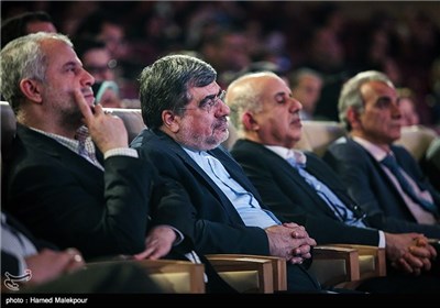تماشای کنسرت "شب دهم" به خوانندگی علیرضا قربانی توسط علی جنتی وزیر فرهنگ و ارشاد اسلامی