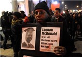 &apos;Black Friday&apos; Protest of Police Shooting Shuts Main Chicago Shopping Street