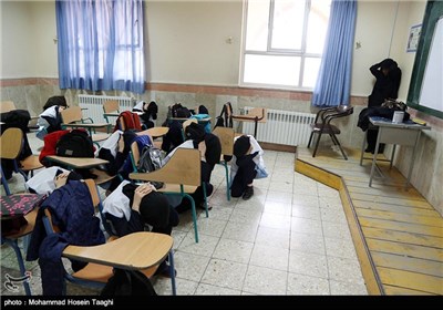 Schools in Iran Stage Drills to Boost Preparation for Possible Earthquake