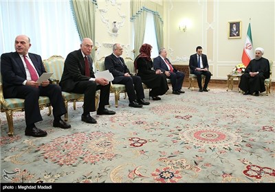 Iran’s President, Greece’s FM Confer on Tehran-Athens Ties