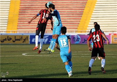 دیدار تیم های فوتبال سیاه جامگان و صباباتری - مشهد