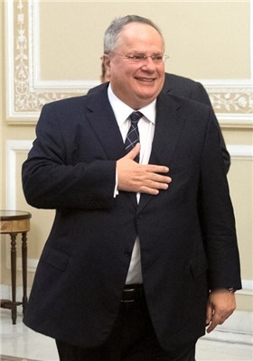 نیکولاس کوتزیاس وزیر امور خارجه یونان