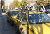 تاکسی‌های پلاک اروند آبادان در پیچ و خم جاده‌های منطقه آزاد اروند