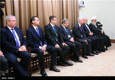 Hungarian PM Meets Ayatollah Khamenei in Tehran