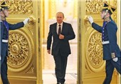 پوتین به خانواده‌های پُرجمعیت روسی مدال می‌دهد/ مسئولان ایرانی یاد بگیرند