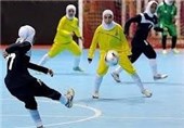 سرپرست تیم فوتسال بانوان شهرداری تبریز: بازیکنان‌مان نوجوان بودند و در شرایط نابرابر به مصاف رقبا می‌رفتیم