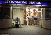 چاقوکشی یک داعشی در متروی لندن + عکس و فیلم