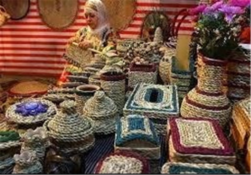 نمایشگاه سوغات و هدایای استان‌ها در گیلان برگزار شد