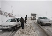ترافیک سنگین زمستانی در جاده‌های ارتباطی آذربایجان غربی