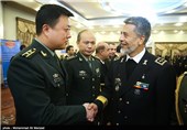 Navy Commander, Foreign Military Attaches Meet in Tehran