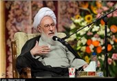 انتخابات ایران پیام یأس و ناامیدی برای دشمنان دارد/ لبیک مردم به رهبری با تشکیل صفوف فشرده در پای صندوق‌های رأی