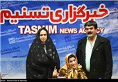 حضور فاطمه حمامی نقاش معلول در خبرگزاری تسنیم
