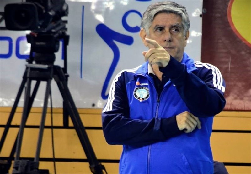 لوزانو: پیشنهاد فدراسیون والیبال برای حضور زودهنگام در ایران را رد کردم