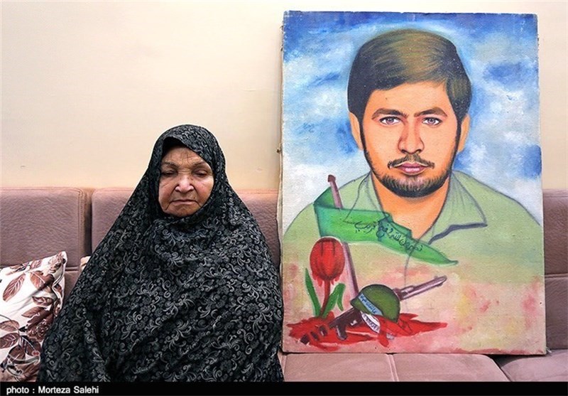 تنها خواسته مادر شهید: مسعودم را در شلمچه دفن کنید تا خاک زوار کربلا روی مزارش بنشیند