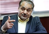 مردم و همه گروههای سیاسی ایران حامی سپاه هستند