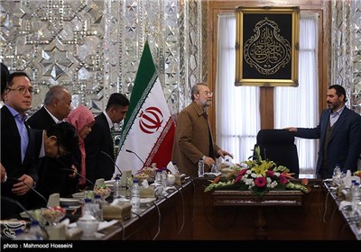 Indonesian MPs Meet Speaker Larijani in Iran