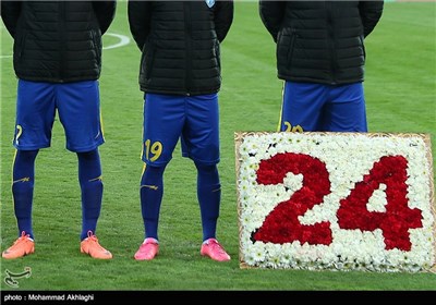دیدار تیم‌های فوتبال پرسپولیس و گسترش فولاد تبریز