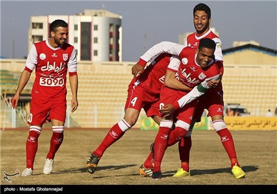 دیدار تیم‌های فوتبال استقلال اهواز و تراکتورسازی تبریز - خوزستان