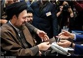 ثبت‌نام حجت‌الاسلام سیدحسن خمینی در پنجمین دوره مجلس خبرگان رهبری - وزارت کشور