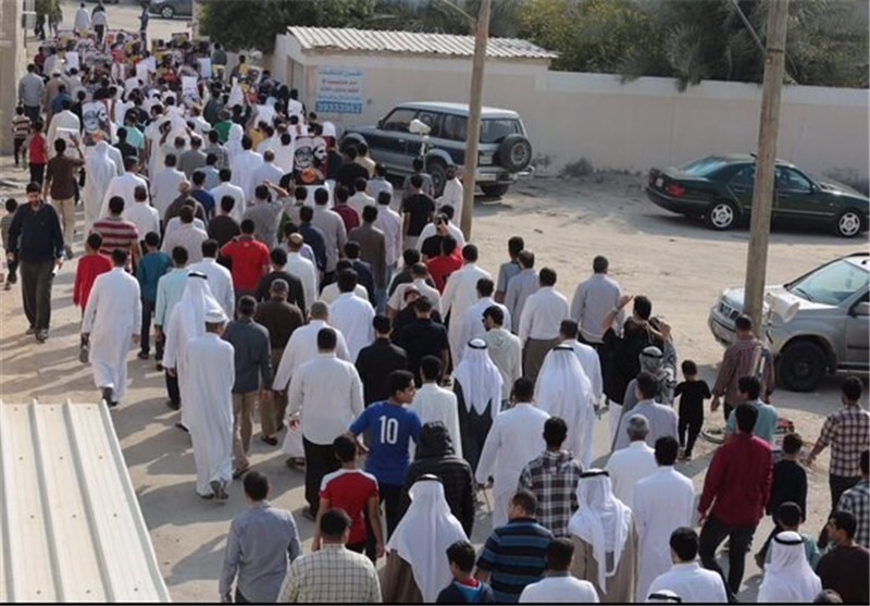 Bahrain Police Fire Tear Gas at Dozens Protesting Saudi Cleric&apos;s Execution