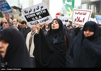 Massive Rally Held in Tehran over Deaths of Shiite Muslims in Nigeria