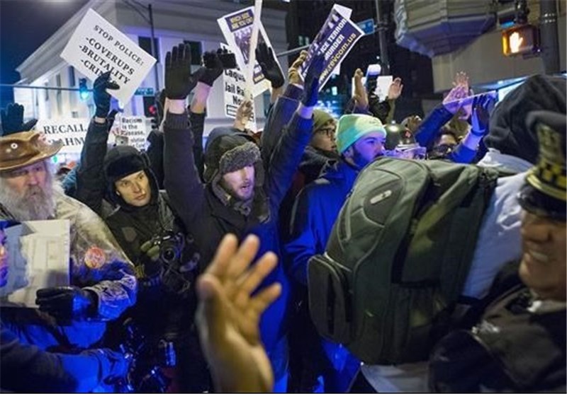Chicago Union Says Clock Has Started toward Teachers&apos; Strike