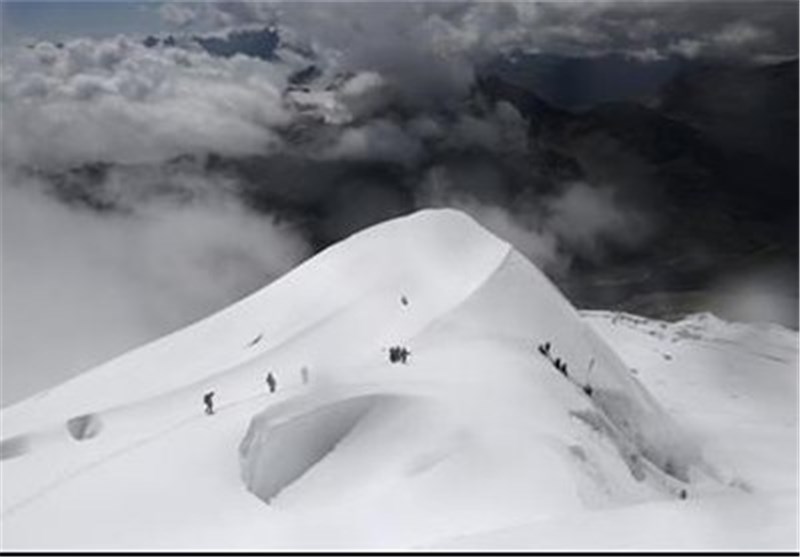 جسد کوهنورد بندرعباسی پس از 28 روز در ارتفاعات البرز پیدا شد