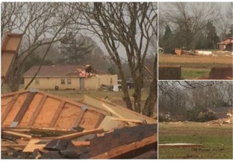 Christmas Day Cleanup after Storms Kill 14 in US