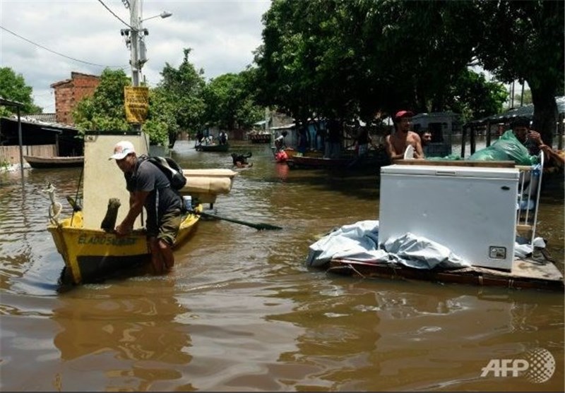 Five Dead, 150,000 Evacuated in Latin America Floods