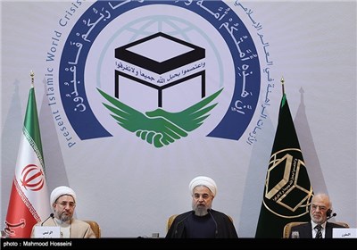 Int'l Islamic Unity Conference Opens in Tehran