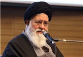 آمریکا می‌خواهد ایران را به استخدام خود دربیاورد/ تمام قدرت‌ها برای براندازی ایران تلاش می‌کنند