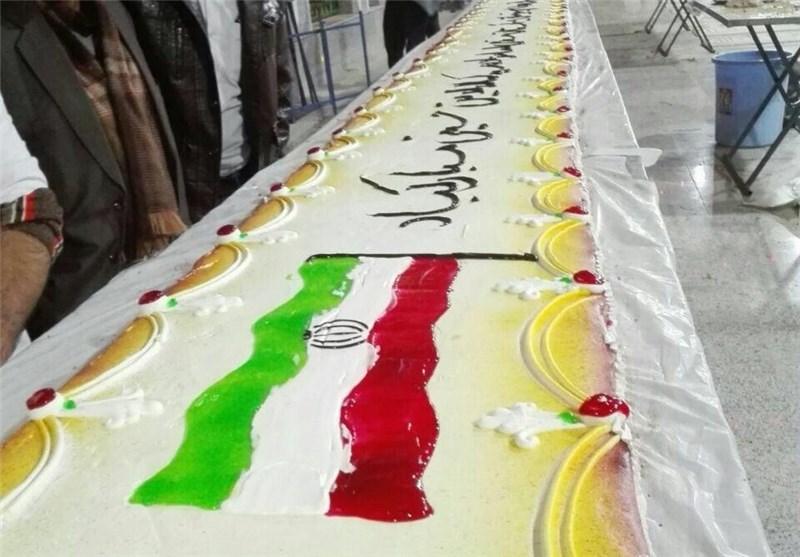 پخت کیک 70 متری در شهر سین برخوار