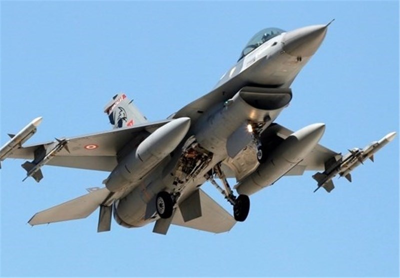 Bahraini Warplane Taking Part in Yemen War Crashes in Saudi Arabia
