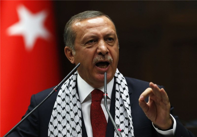 Erdogan Calls on US to Choose between Turkey, Syrian Kurds