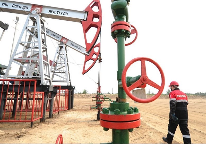 روسیه تولید نفت خود را بیش از سهمیه توافق اوپک کاهش می‌دهد