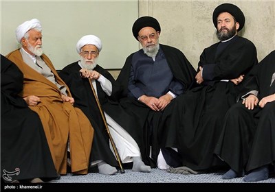 Supreme Leader Meets Friday Prayers Leaders in Tehran