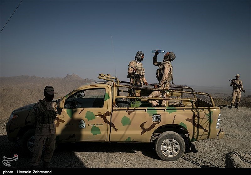 Four Iranian Border Guards Die in Accident