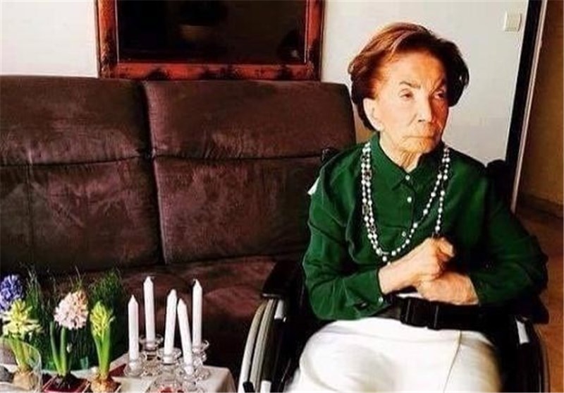 Ashraf Pahlavi, Twin Sister of Iran’s Toppled Shah, Dies at 96
