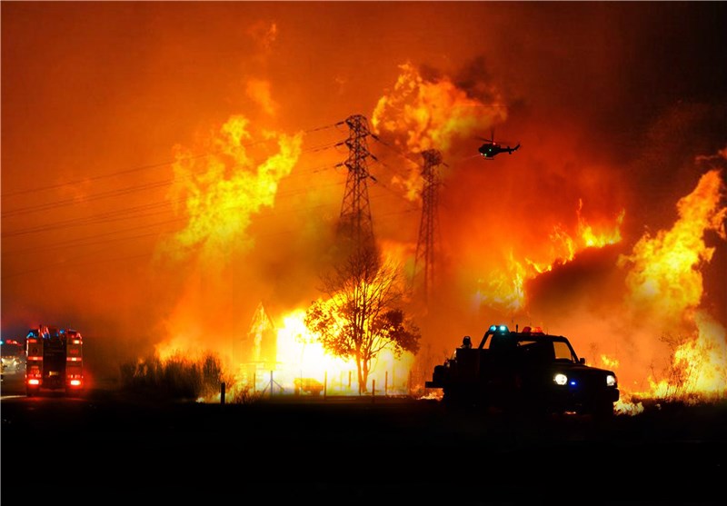 Bushfire Causes Havoc in Western Australia Town