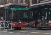 اتوبوسرانی یاسوج در خدمت دانشگاه‌ها/ شهری که اتوبوس‌هایش در خدمت حمل و نقل عمومی نیست
