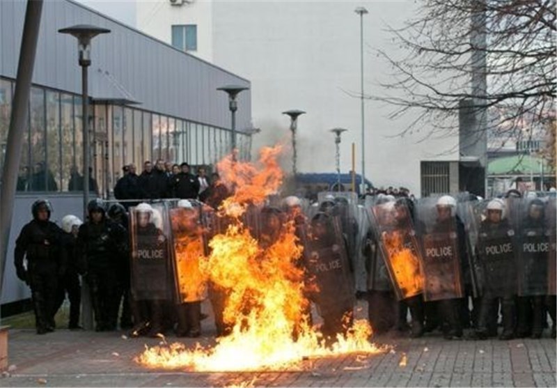 Protesters Fight Police, Set Fire to Kosovo Government Headquarters