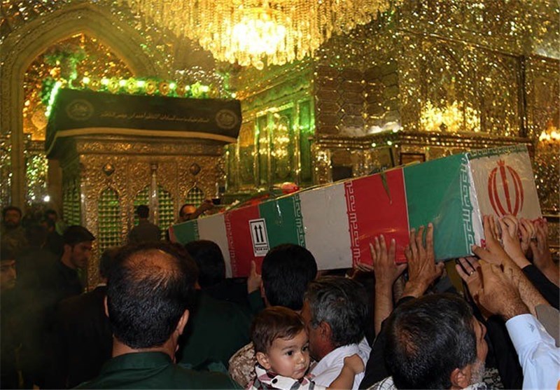 تجمع در میدان شهدای شیراز برای استقبال از خیبری‌ها، بدری‌ها و والفجری‌ها