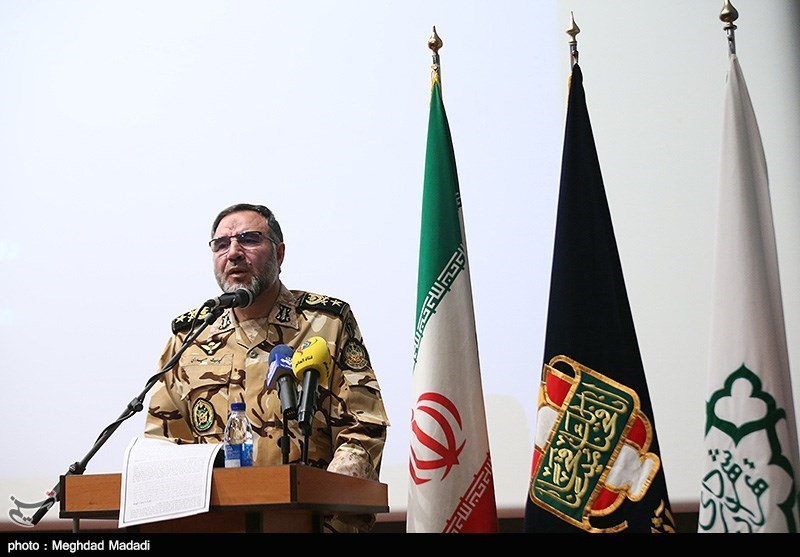 Commander Gives Details of War Game in Southeast Iran