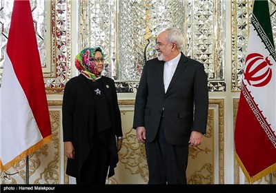 Iran’s Zarif, Indonesia’s Marsudi Meet in Tehran