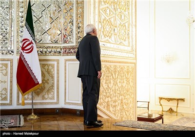 Iran’s Zarif, Indonesia’s Marsudi Meet in Tehran