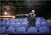 علی مرادخانی: تئاتر ترویج فرهنگ گفتگو است