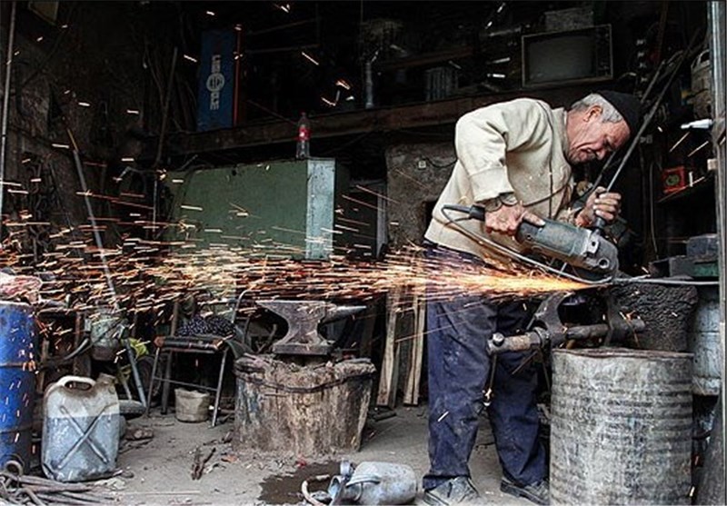 بیش از 70 کارگاه درب و پنجره‌ساز آهنی در شیراز تعطیل شد