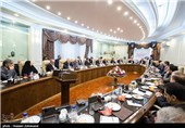 مذاکرات نفتی روس‌ها در تهران/ احتمال امضای قرارداد با گازپروم و لوک اویل قوت گرفت